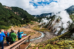 valley of geysers travel Kamchatka