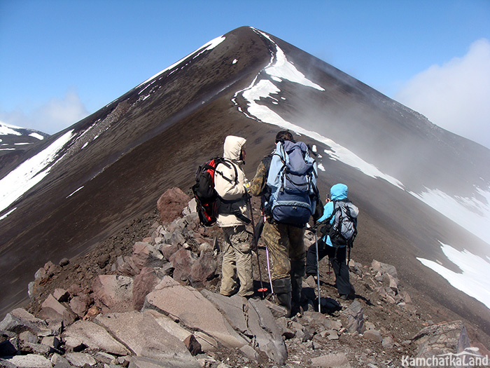 When is the best time to travel to Kamchatka